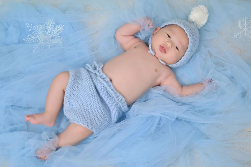 渭南宝宝几个月可以吃饭